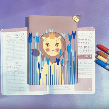 kisoroszlan babanaplo karlalina barna 2025